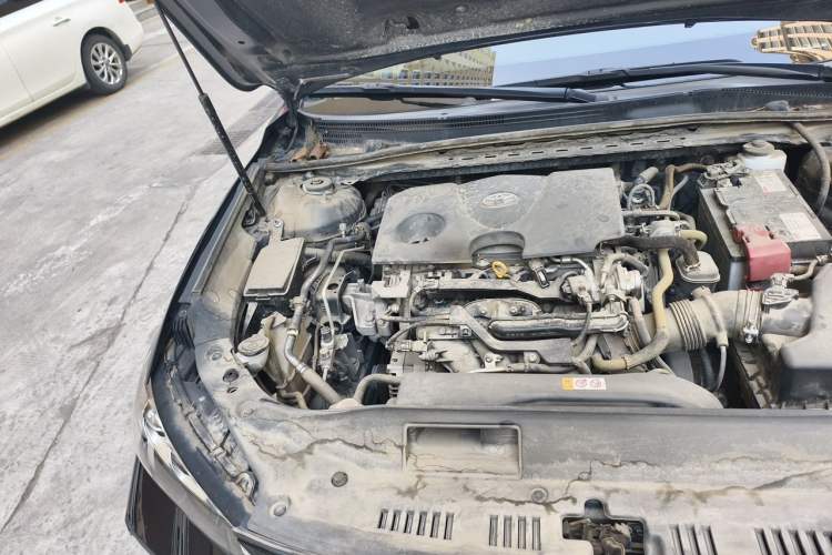 Used Toyota Avalon 2019 2.0L Ambition Edition China VI Engine Bay Right