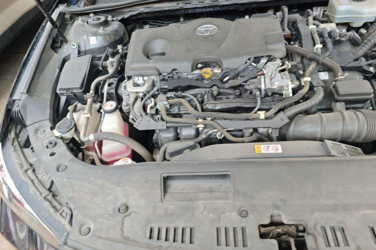 Used Toyota Avalon 2019 Dual-Engine 2.5L Luxury Edition China VI Standard Engine Bay Right