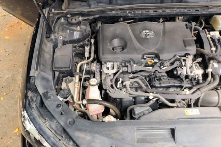 Used Toyota Avalon 2019 Dual-Engine 2.5L Luxury Edition China VI Standard Engine Bay Right