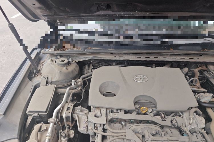 Used Toyota Avalon 2019 2.0L Luxury Edition China VI Standard Engine Bay Right