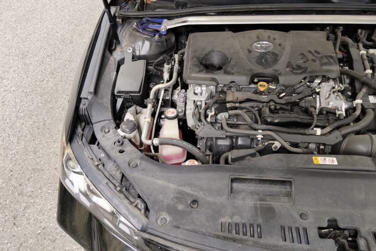 Used Toyota Avalon 2019 Dual-Engine 2.5L Luxury Edition China VI Standard Engine Bay Right