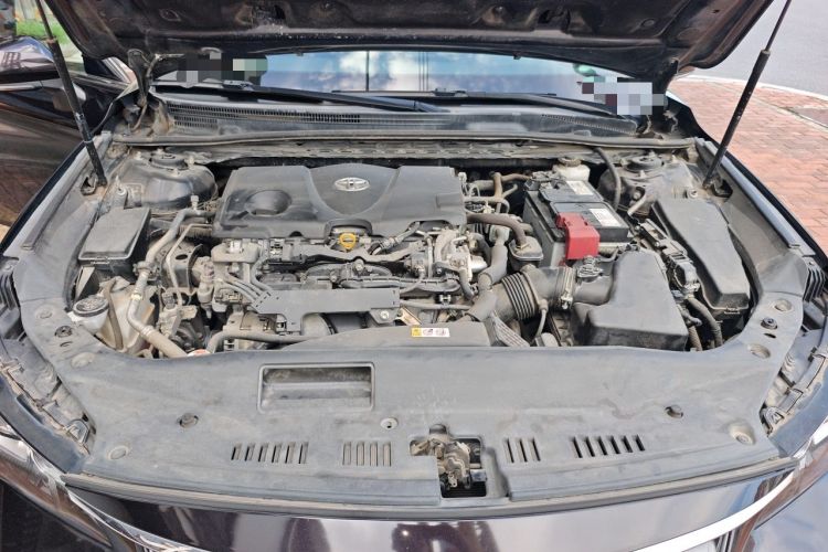 Used Toyota Avalon 2019 2.5L Ambition Version China VI Standard Engine Bay