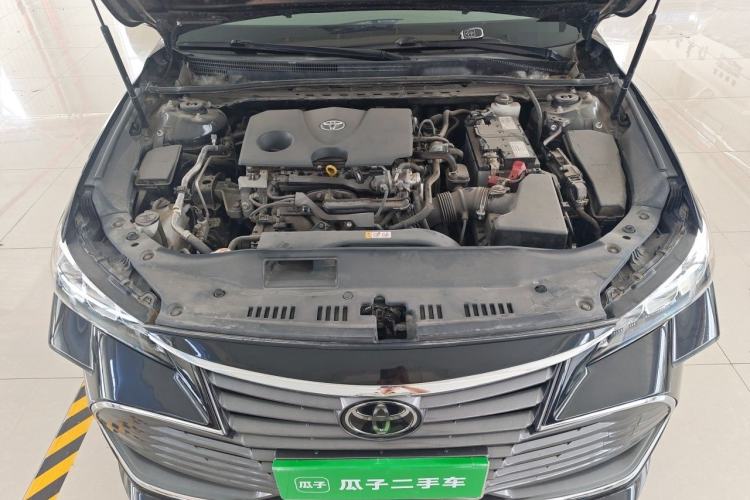Used Toyota Avalon 2019 2.0L Luxury Edition China VI Standard Engine Bay