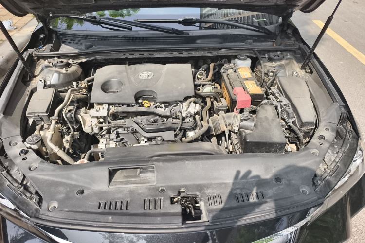 Used Toyota Avalon 2019 2.0L Luxury Edition China VI Standard Engine Bay