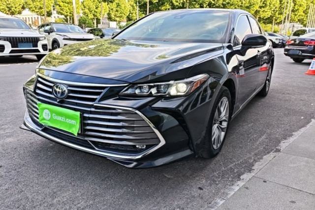 Used Toyota Avalon 2019 Dual-Engine 2.5L Luxury Edition China VI Standard