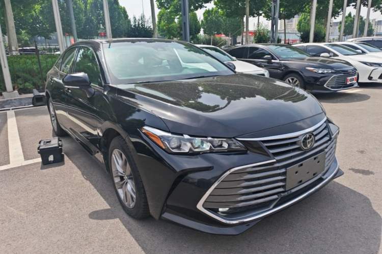 Used Toyota Avalon 2019 2.0L Ambition Edition China VI Exterior 1