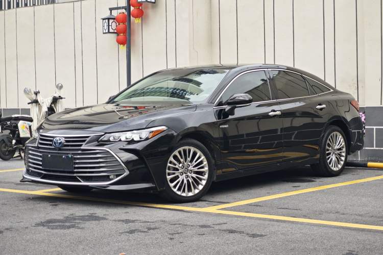 Used Toyota Avalon 2019 Dual-Engine 2.5L XLE Prestige Version China VI Standard Exterior 1