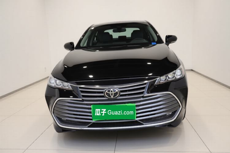 Used Toyota Avalon 2019 2.0L Luxury Edition China VI Standard Exterior 1