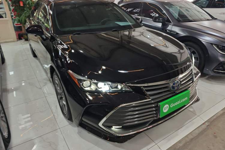 Used Toyota Avalon 2019 Dual-Engine 2.5L Luxury Edition China VI Standard Exterior 1