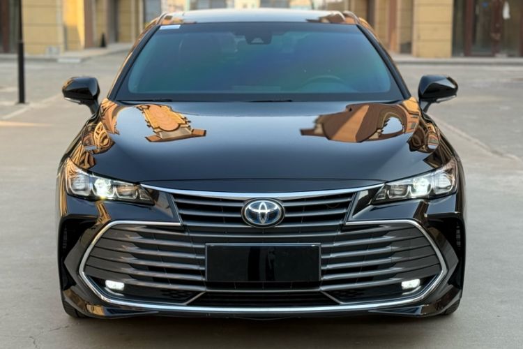 Used Toyota Avalon 2019 Dual-Engine 2.5L Luxury Edition China VI Standard Exterior 1