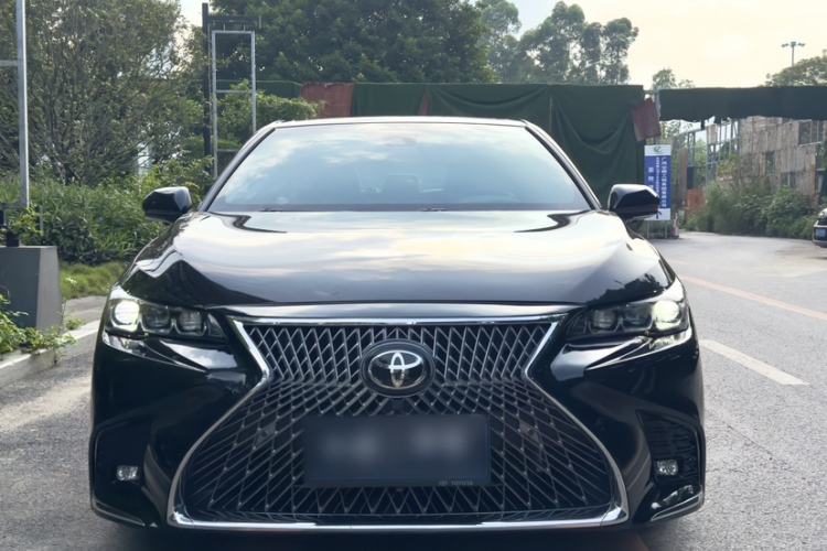 Used Toyota Avalon 2019 2.0L Luxury Edition China VI Standard Exterior 11