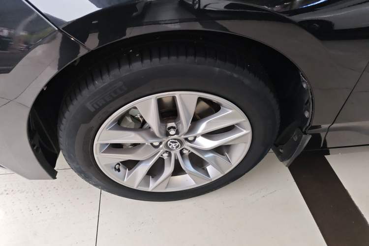 Used Toyota Avalon 2019 2.0L Luxury Edition China VI Standard Exterior 2