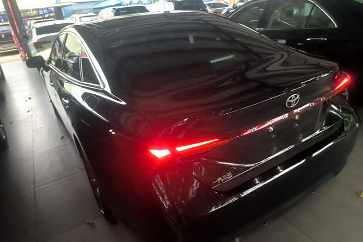 Used Toyota Avalon 2019 2.0L Luxury Edition China VI Standard Exterior 2