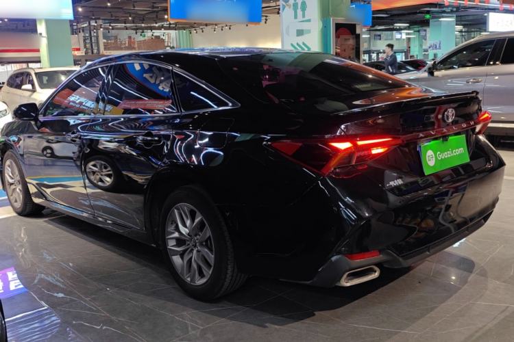 Used Toyota Avalon 2019 2.5L Ambition Version China VI Standard Exterior 2