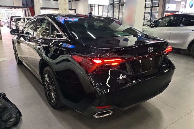 Used Toyota Avalon 2019 2.0L XLE Premium Edition China VI Exterior 2