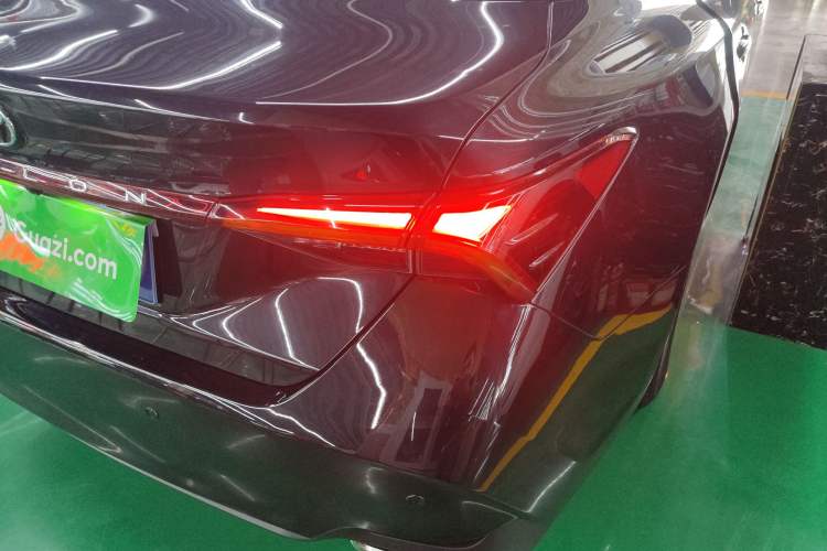 Used Toyota Avalon 2019 2.0L Ambition Edition China VI Exterior 3