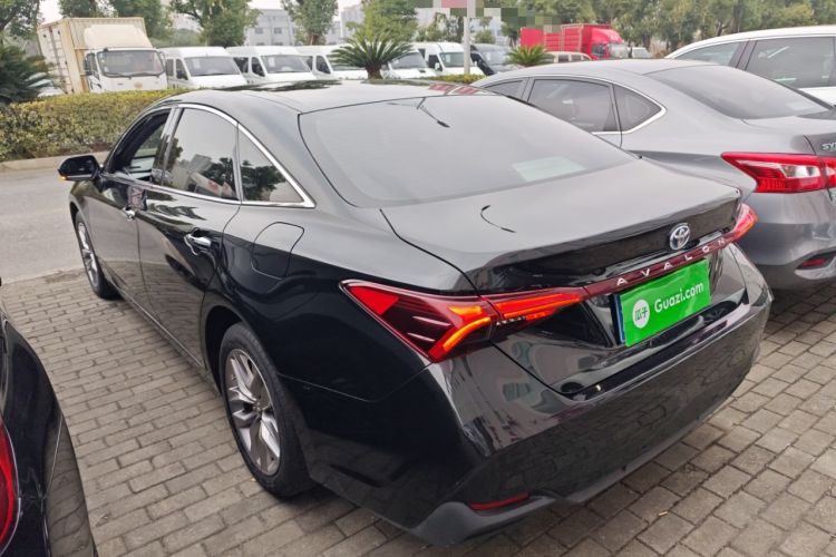Used Toyota Avalon 2019 Dual-Engine 2.5L Luxury Edition China VI Standard Exterior 3