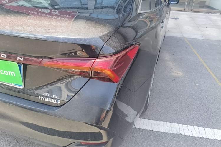 Used Toyota Avalon 2019 Dual-Engine 2.5L XLE Prestige Version China VI Standard Exterior 3