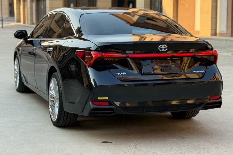 Used Toyota Avalon 2019 Dual-Engine 2.5L Luxury Edition China VI Standard Exterior 3