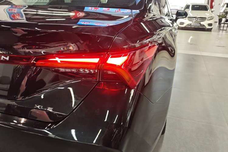 Used Toyota Avalon 2019 2.0L XLE Premium Edition China VI Exterior 3