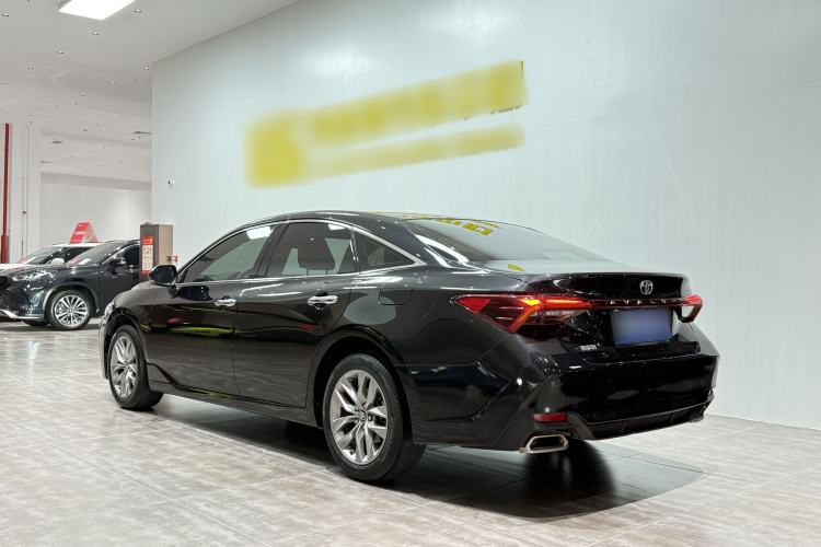Used Toyota Avalon 2019 2.0L Luxury Edition China VI Standard Exterior 4