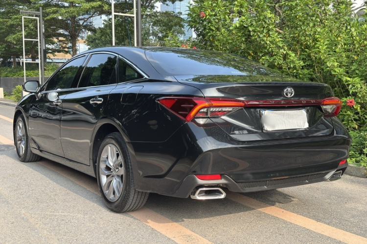 Used Toyota Avalon 2019 2.0L Luxury Edition China VI Standard Exterior 4