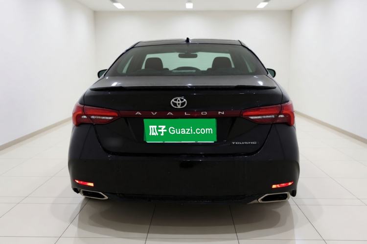 Used Toyota Avalon 2019 2.5L Touring Premium Version China VI Standard Exterior 4
