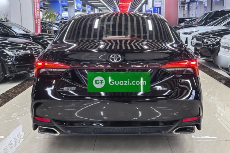 Used Toyota Avalon 2019 2.0L XLE Premium Edition China VI Exterior 4