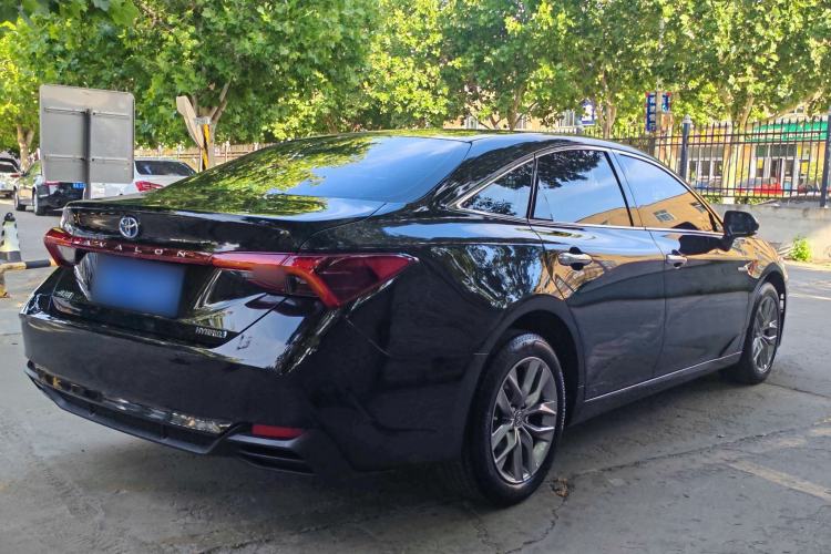 Used Toyota Avalon 2019 Dual-Engine 2.5L Luxury Edition China VI Standard Exterior 4