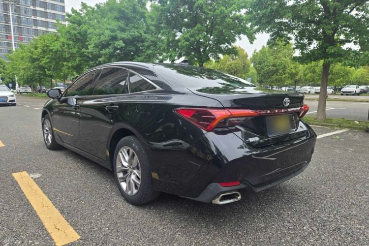 Used Toyota Avalon 2019 2.0L Ambition Edition China VI Exterior 4