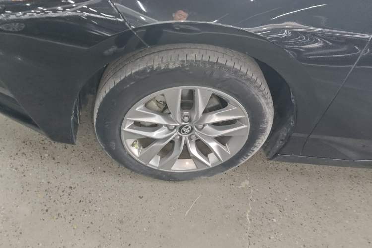 Used Toyota Avalon 2019 2.0L Luxury Edition China VI Standard Exterior 4