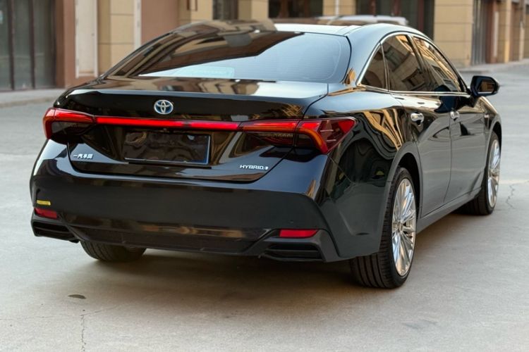 Used Toyota Avalon 2019 Dual-Engine 2.5L Luxury Edition China VI Standard Exterior 4