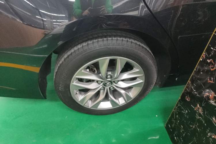 Used Toyota Avalon 2019 2.0L Ambition Edition China VI Exterior 5