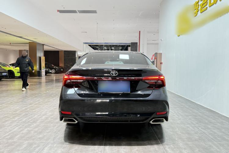 Used Toyota Avalon 2019 2.0L Luxury Edition China VI Standard Exterior 5