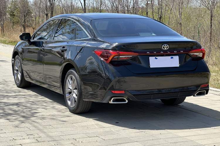 Used Toyota Avalon 2019 2.0L Ambition Edition China VI Exterior 5