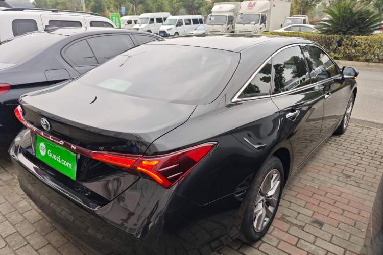 Used Toyota Avalon 2019 Dual-Engine 2.5L Luxury Edition China VI Standard Exterior 5