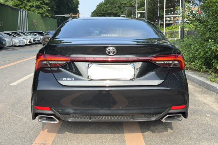 Used Toyota Avalon 2019 2.0L Luxury Edition China VI Standard Exterior 5