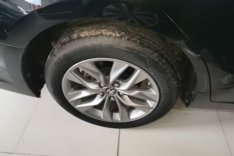 Used Toyota Avalon 2019 2.0L Ambition Edition China VI Exterior 5
