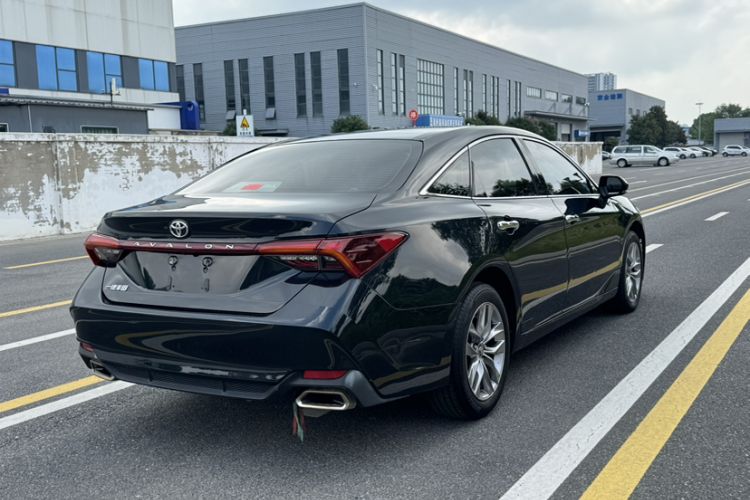 Used Toyota Avalon 2019 2.0L Luxury Edition China VI Standard Exterior 6