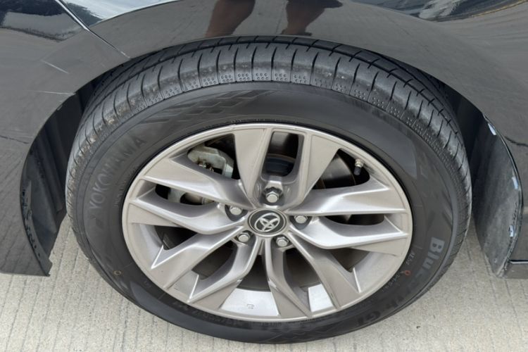 Used Toyota Avalon 2019 Dual-Engine 2.5L Luxury Edition China VI Standard Exterior 6