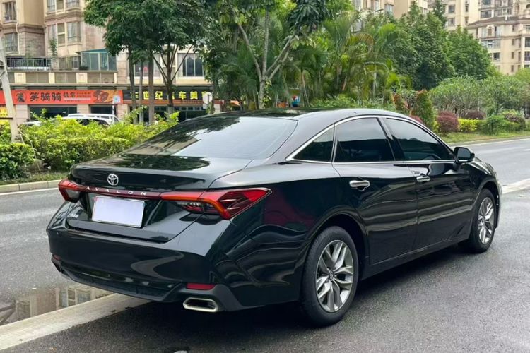Used Toyota Avalon 2019 2.0L Luxury Edition China VI Standard Exterior 6