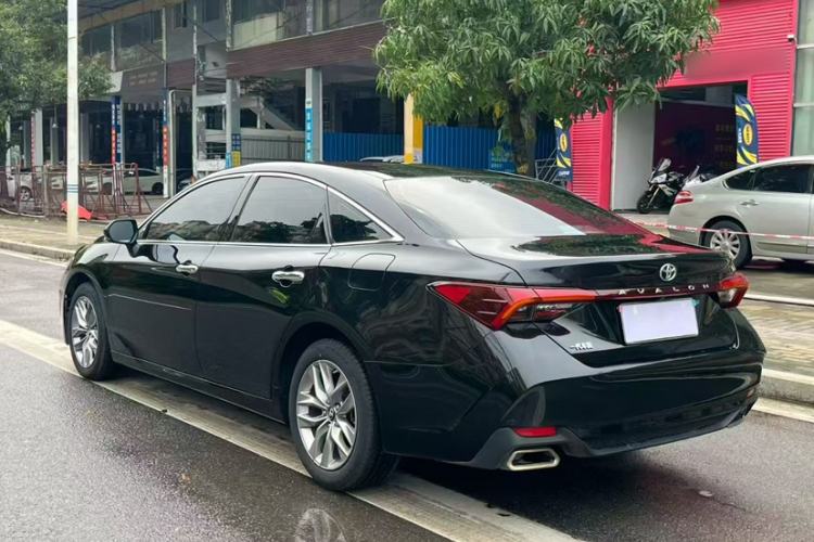 Used Toyota Avalon 2019 2.0L Luxury Edition China VI Standard Exterior 7