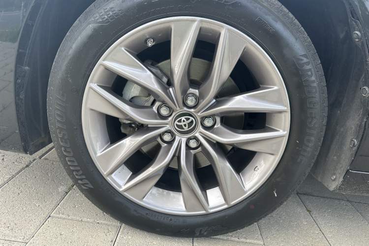 Used Toyota Avalon 2019 2.0L Ambition Edition China VI Exterior 8