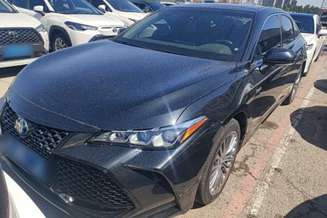 Used Toyota Avalon 2019 Dual-Engine 2.5L XLE Prestige Version China VI Standard
