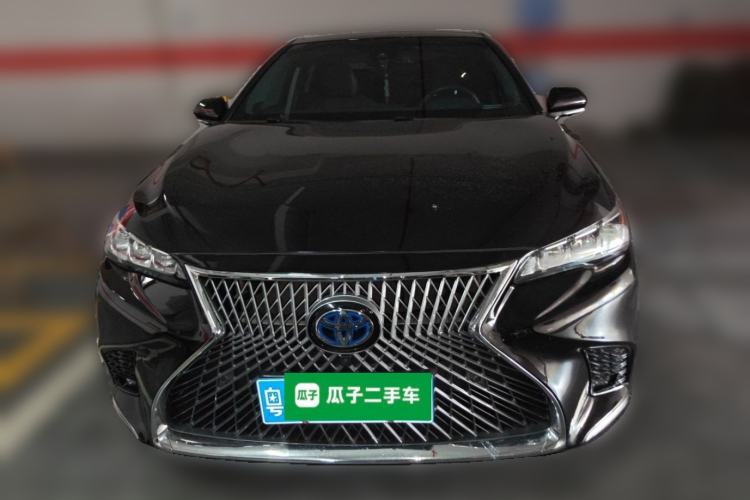 Used Toyota Avalon 2019 Dual-Engine 2.5L Limited Flagship Edition China VI Standard Front