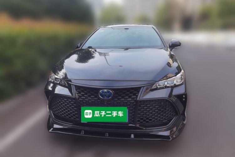 Used Toyota Avalon 2019 Dual-Engine 2.5L XLE Prestige Version China VI Standard Front