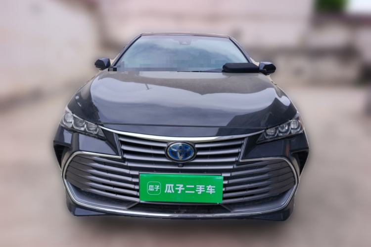Used Toyota Avalon 2019 Dual-Engine 2.5L XLE Prestige Version China VI Standard Front