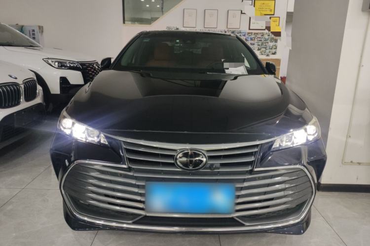 Used Toyota Avalon 2019 2.5L Ambition Version China VI Standard Front