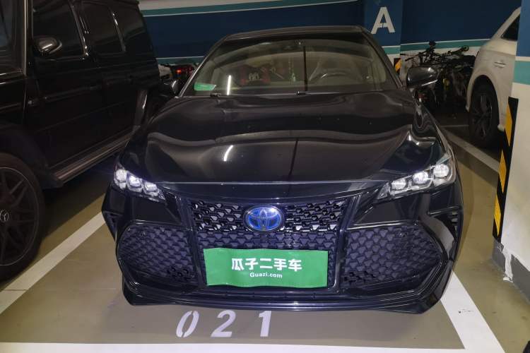 Used Toyota Avalon 2019 Dual-Engine 2.5L Luxury Edition China VI Standard Front