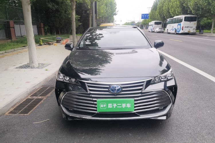 Used Toyota Avalon 2019 Dual-Engine 2.5L XLE Prestige Version China VI Standard Front